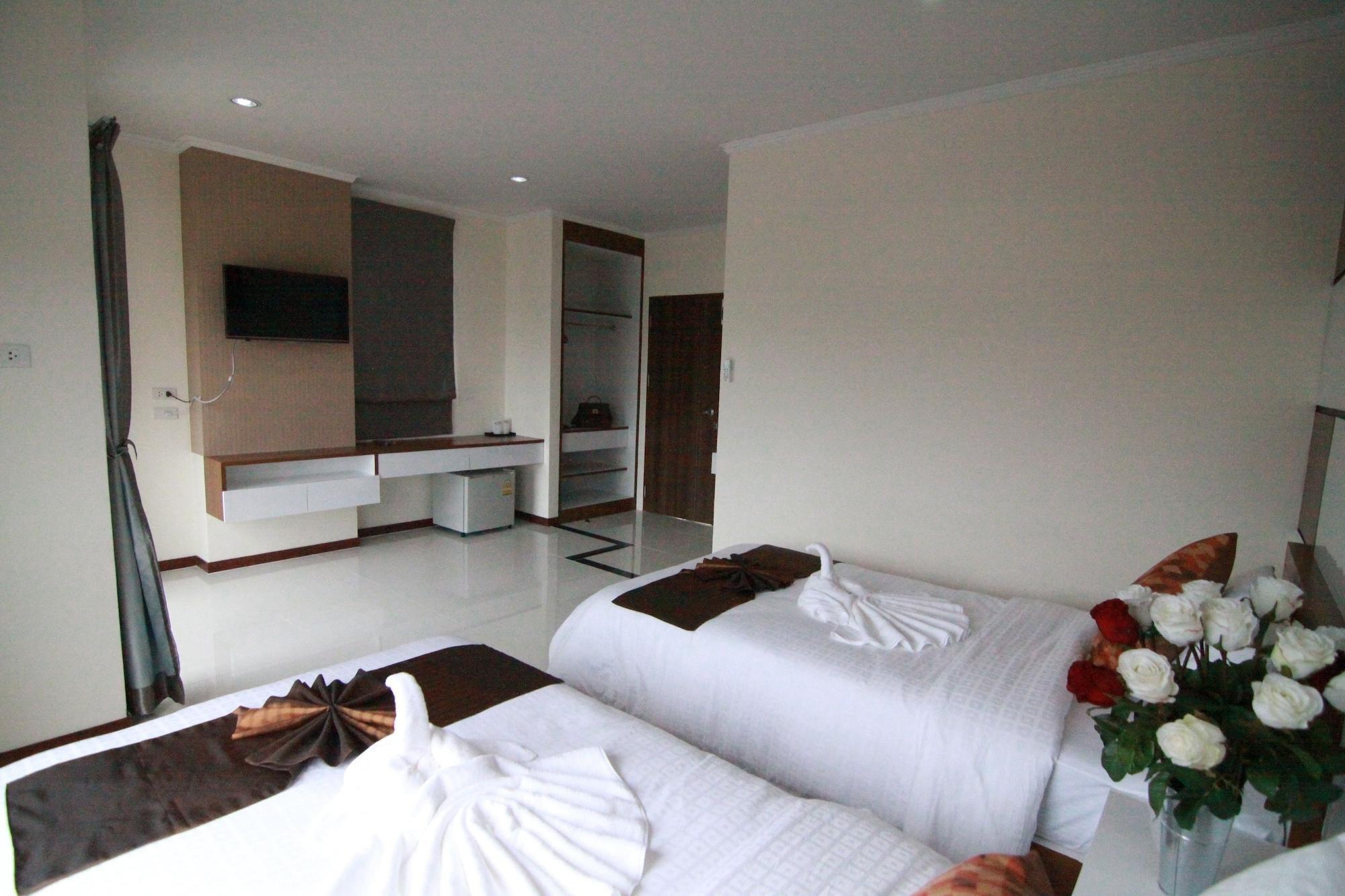 Ttt Hotel Хат Яй Екстериор снимка