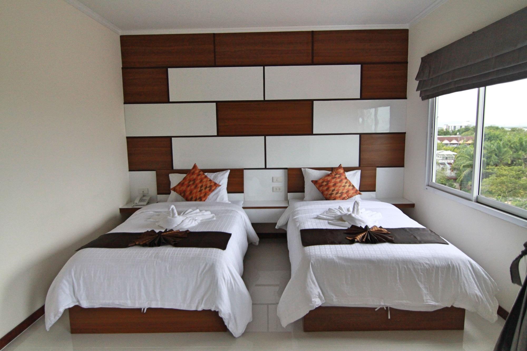 Ttt Hotel Хат Яй Екстериор снимка