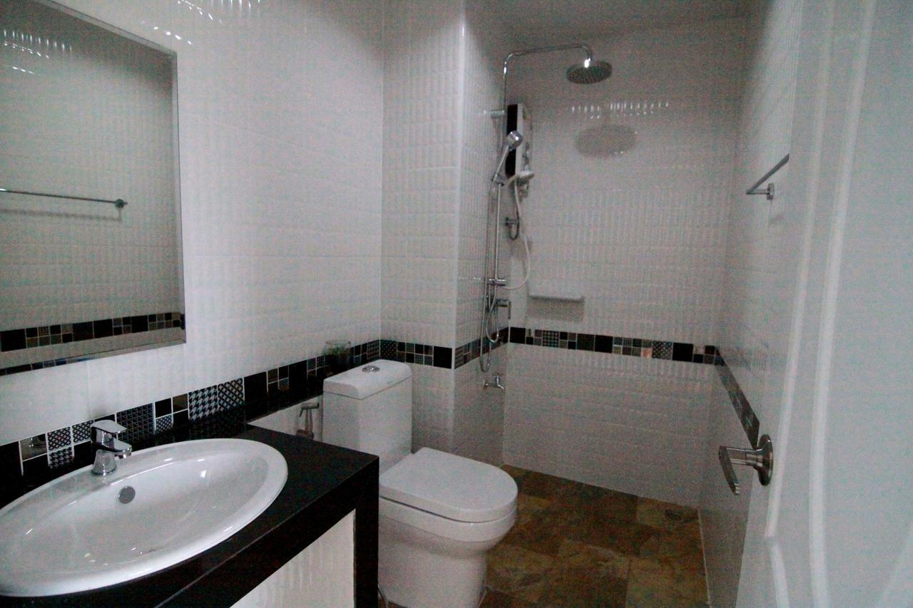 Ttt Hotel Хат Яй Екстериор снимка