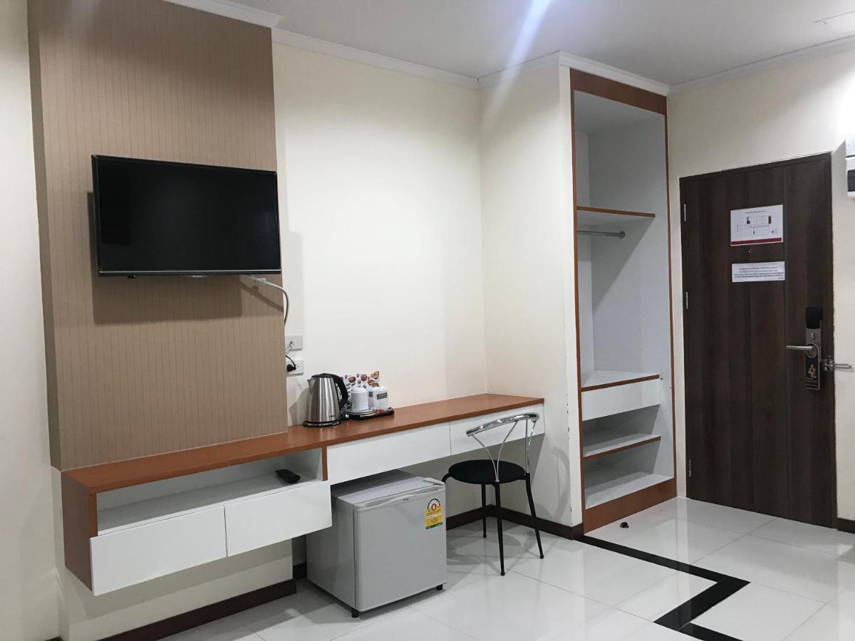 Ttt Hotel Хат Яй Екстериор снимка