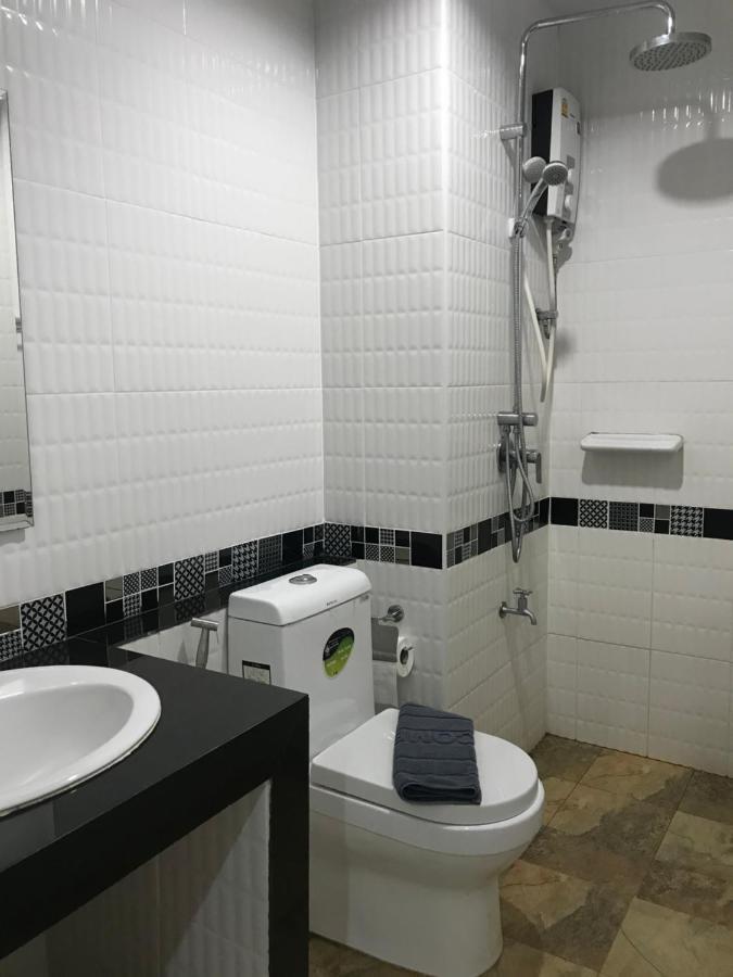 Ttt Hotel Хат Яй Екстериор снимка